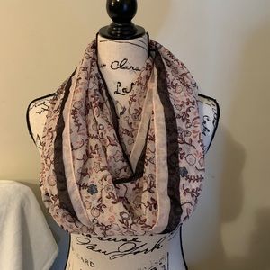 Lauren Conrad Scarf Infinity (NWT)